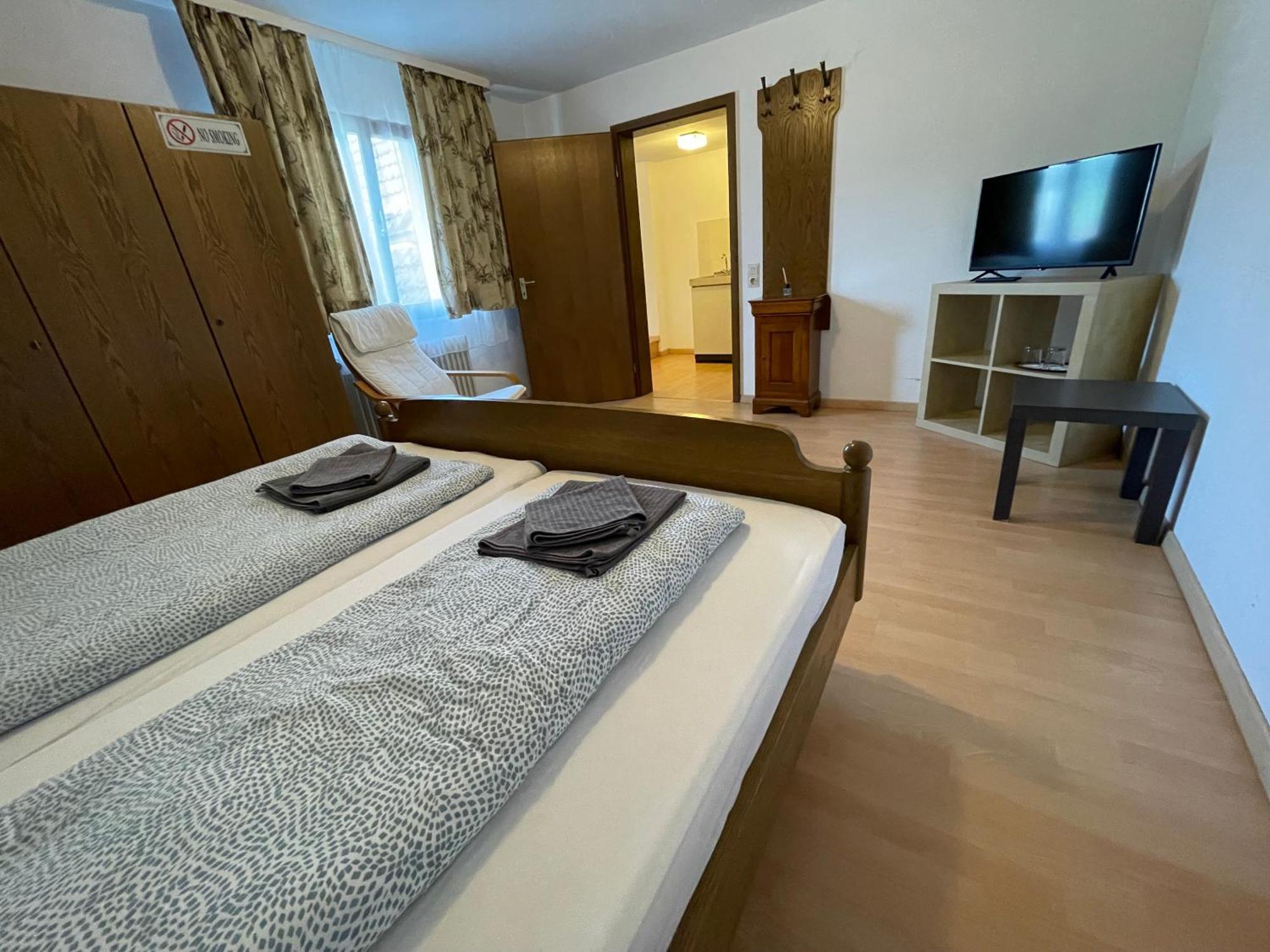 Beny Hotel Restaurant Hertingen Ngoại thất bức ảnh